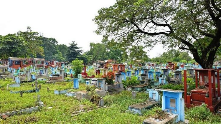 Nghĩa trang Bình Hưng Hòa