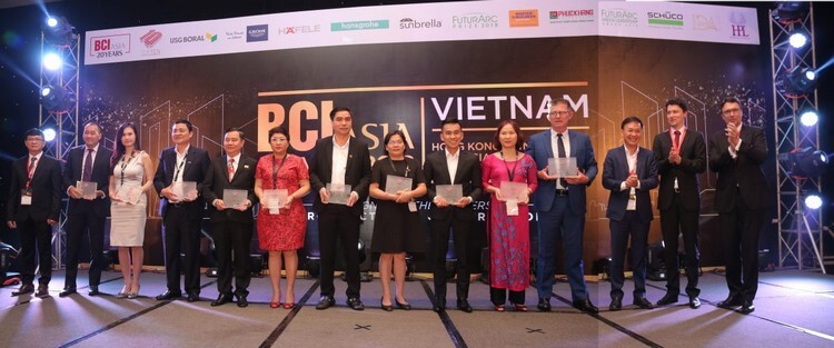 Tiến Phước nhận giải thưởng BCI Asia Top 10 Awards 2018