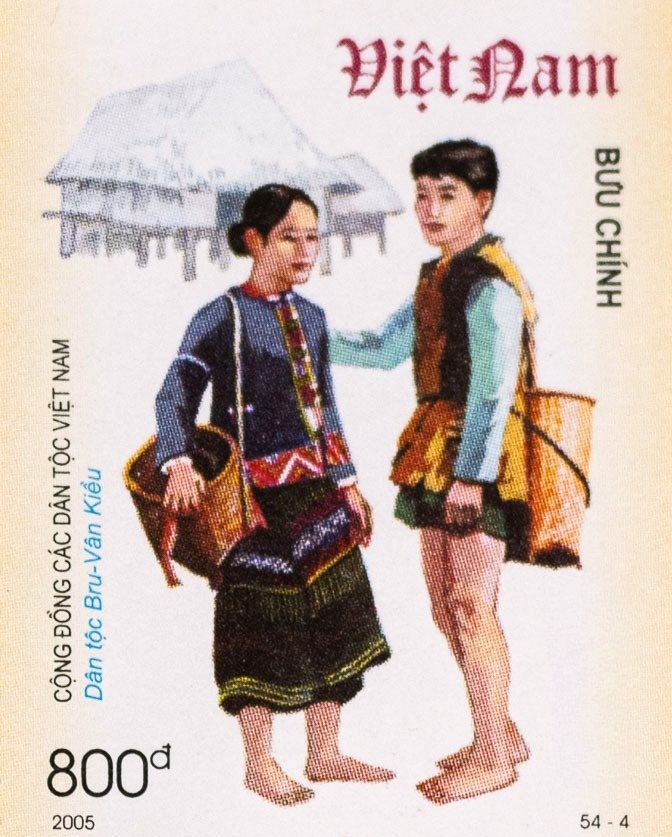 Hình ảnh dân tộc Bru - Vân Kiều - bộ tem 54 dân tộc Việt Nam