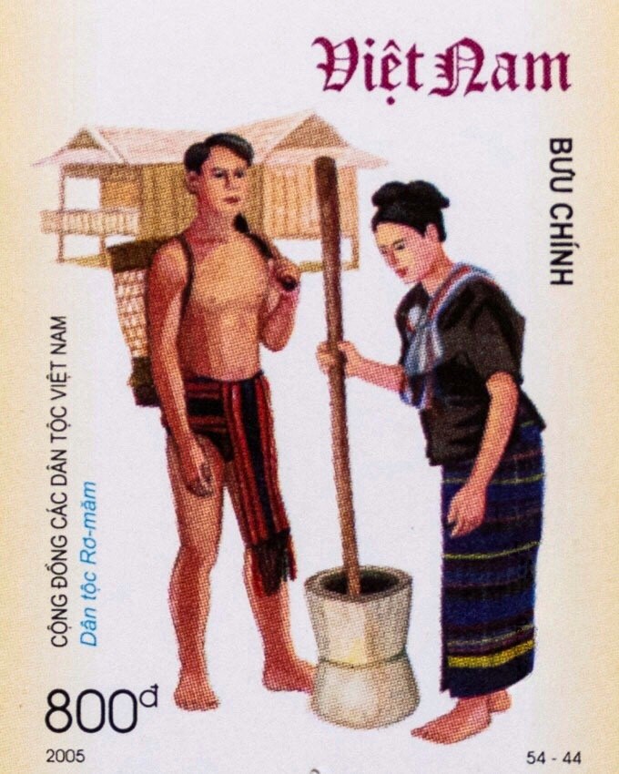 Hình ảnh dân tộc Rơ Măm - bộ tem 54 dân tộc Việt Nam