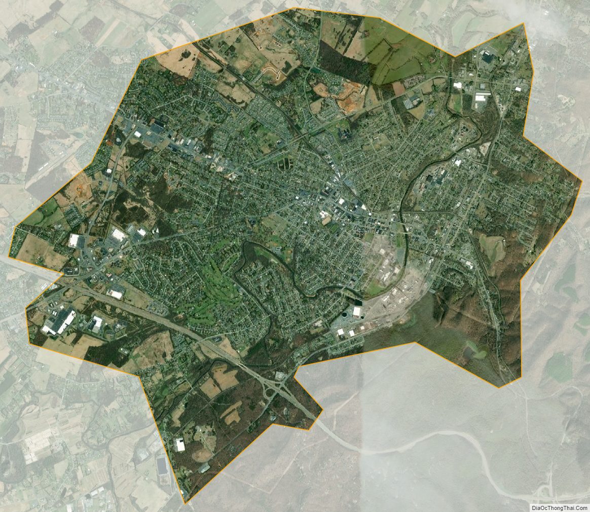 Satellite map of Waynesboro Independent City, Virginia