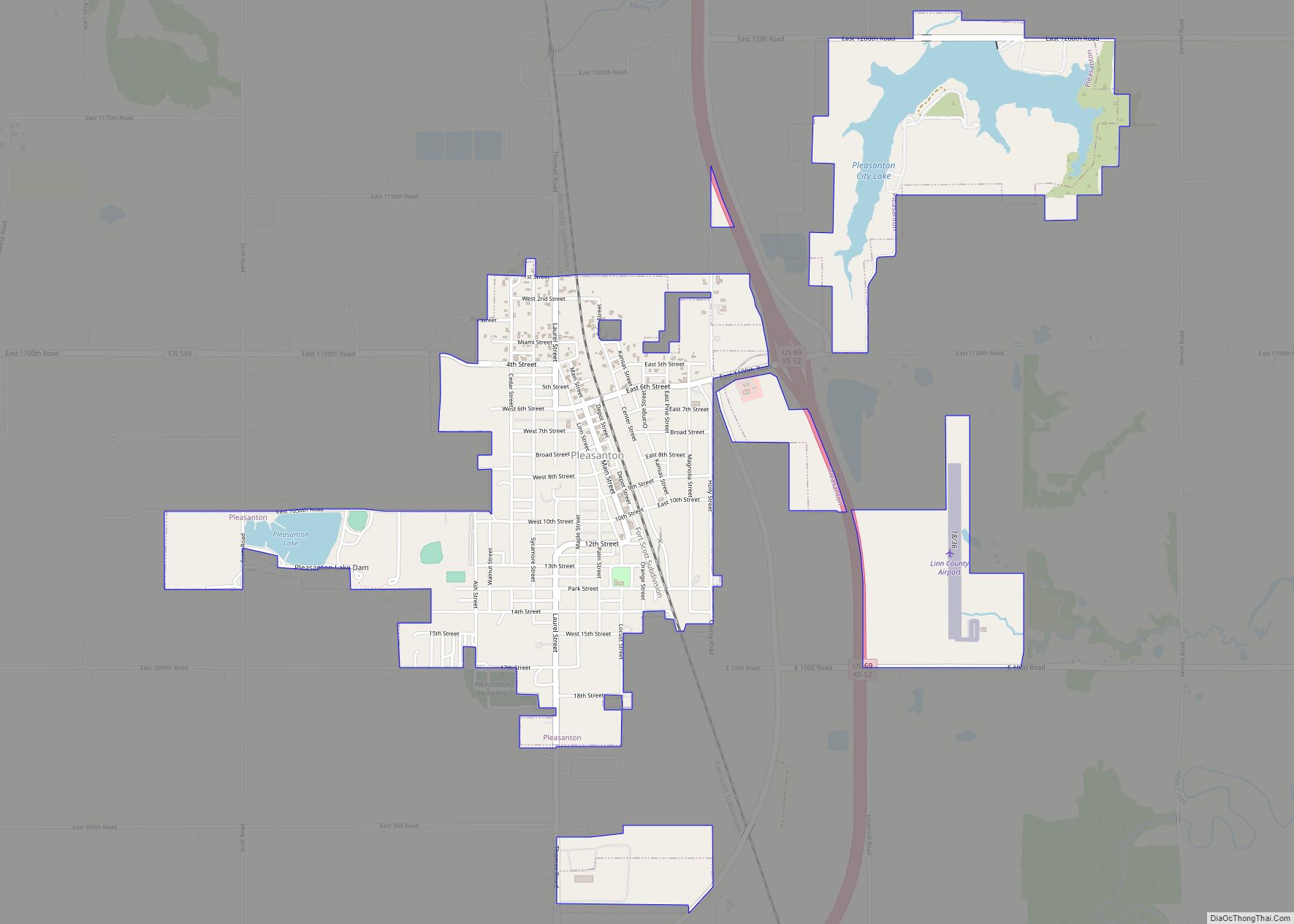Map of Pleasanton city, Kansas