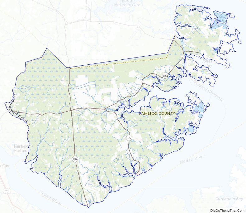 Topographic map of Pamlico County, North Carolina