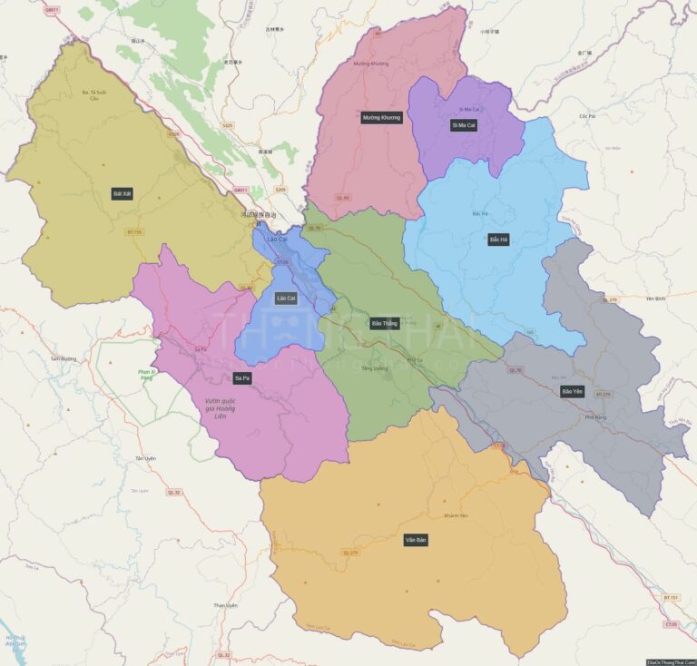 High-resolution political map of Lao Cai