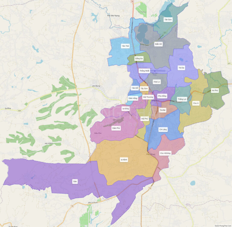 High-resolution political map of Pleiku