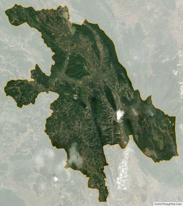 Lac Thuy satellite map