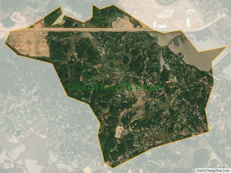 Bản đồ vệ tinh xã Thanh Nga (cũ), huyện Cẩm Khê