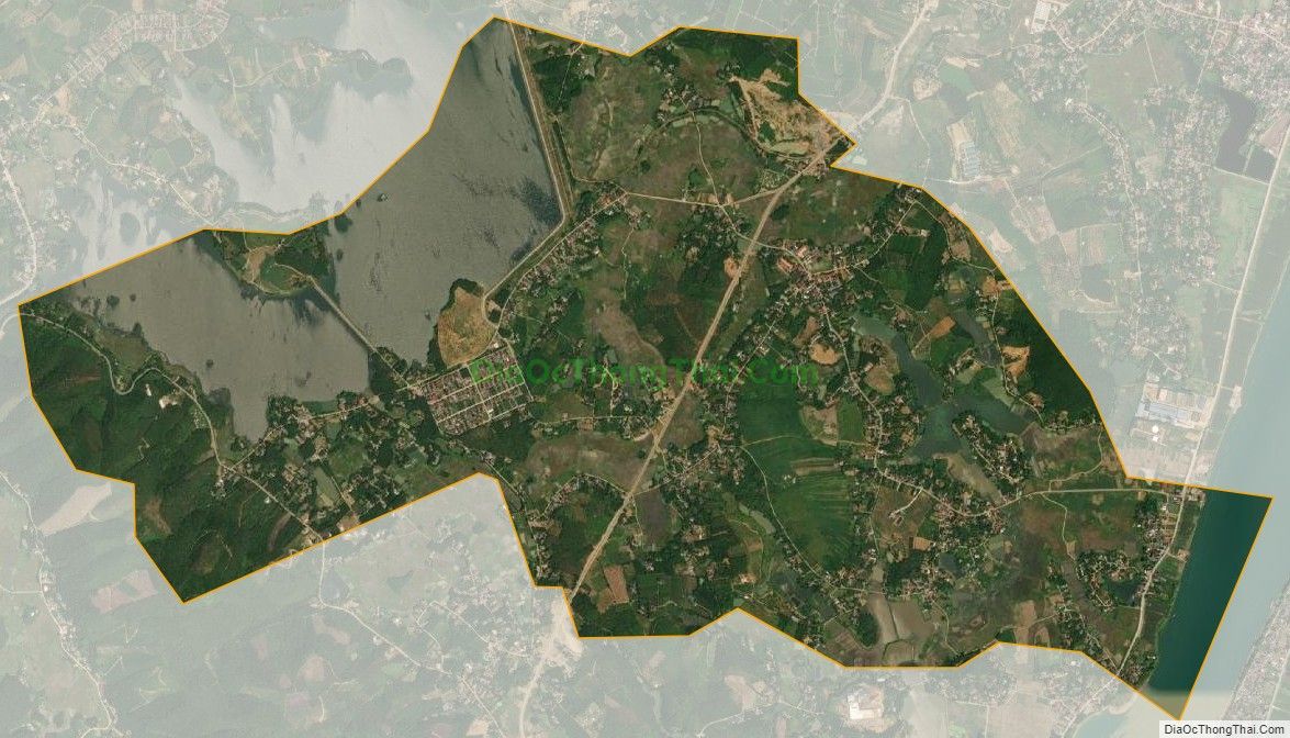 Bản đồ vệ tinh xã Phượng Mao (cũ), huyện Thanh Thủy