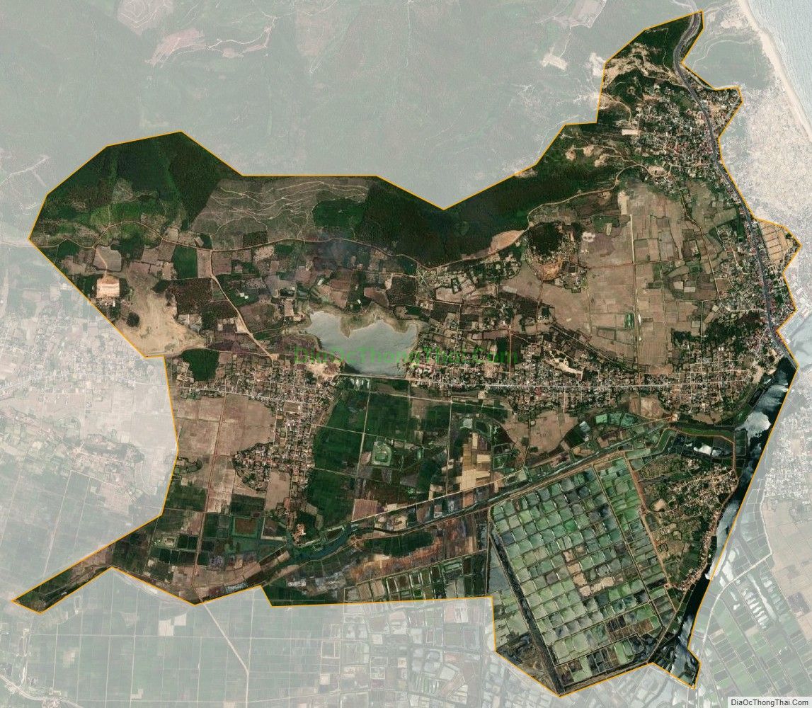 Bản đồ vệ tinh xã Phú Trạch (cũ), huyện Bố Trạch