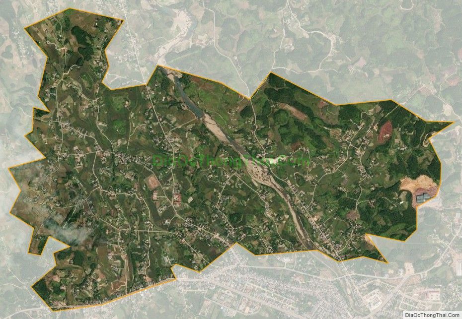 Bản đồ vệ tinh xã Quảng Tân, huyện Đầm Hà